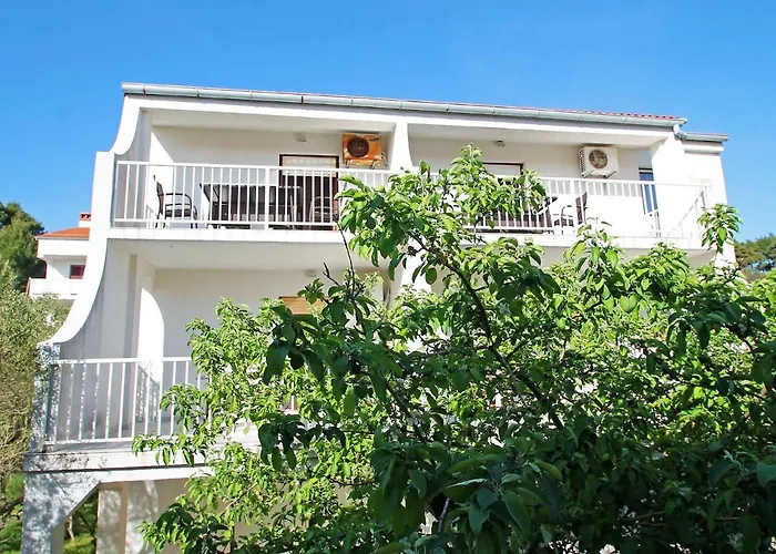 Fani-4 By Interhome Banjol